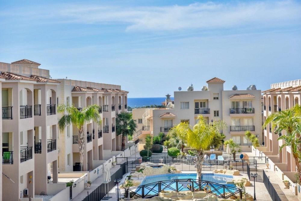 Royal Seacrest А203 Sea View Apartment Пафос Екстериор снимка