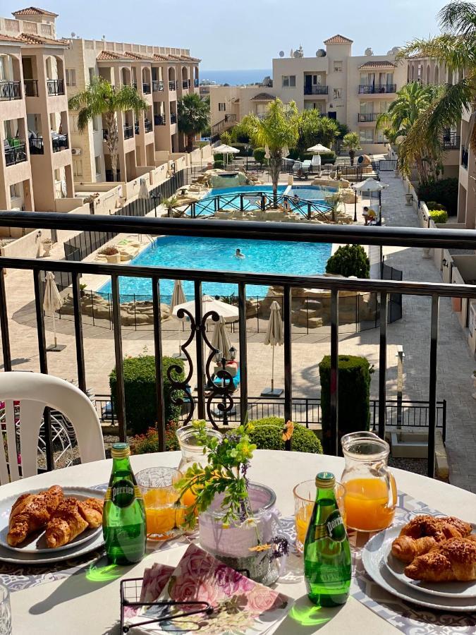 Royal Seacrest А203 Sea View Apartment Пафос Екстериор снимка