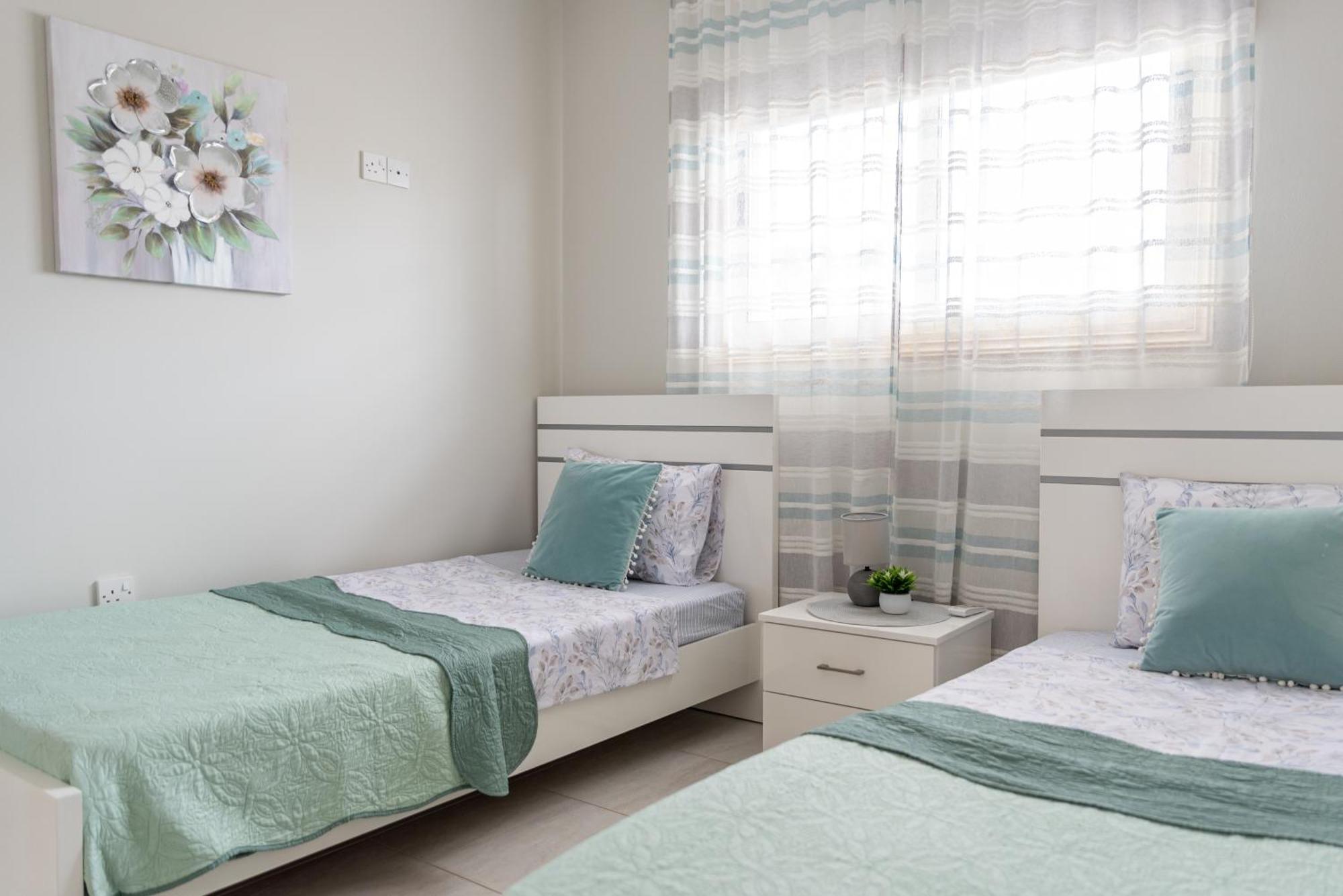 Royal Seacrest А203 Sea View Apartment Пафос Екстериор снимка