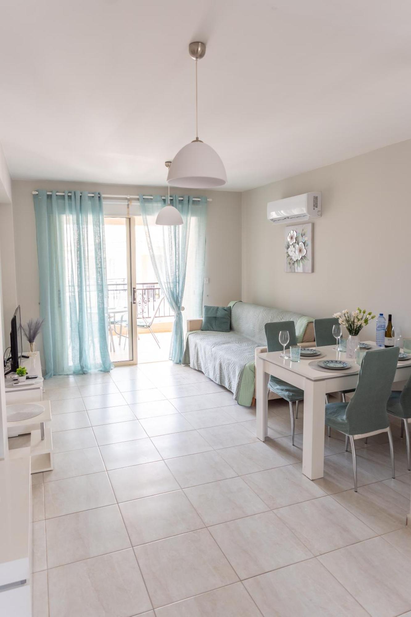 Royal Seacrest А203 Sea View Apartment Пафос Екстериор снимка